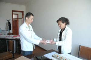 華宇集團(tuán)黨委為玉樹災(zāi)區(qū)捐款