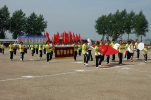 “六一”慰問 、情暖童心