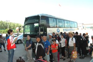 國際客運(yùn)站發(fā)送出入境旅客創(chuàng)新高